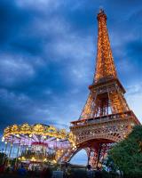 Eiffel Tower & Carousel�